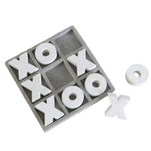 Noughts & Crosses Game Decor