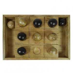 Tic Tac Toe Game Decor