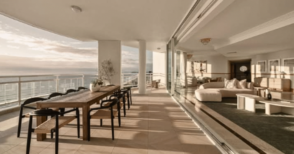 Blog Images (26) Coastal property styling for Kollosche Gold Coast, a high-end property firm. defined by curves, and natural textures that emanate the sea.