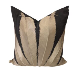 Cushion black w gold palm