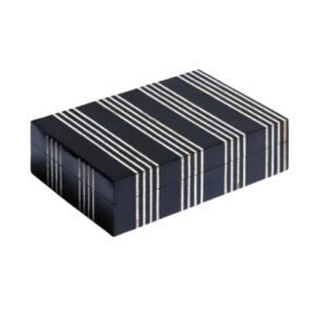 Chaka Box Black White