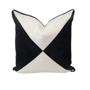 Cushion Black and white