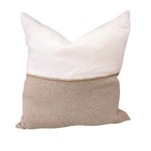 Half and half Cushion White and Natual