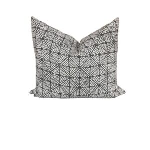 Black And White Arrow Print